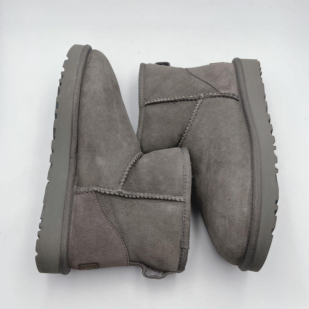 UGG CLASSIC MINI II ムートンブーツ【23cm】
