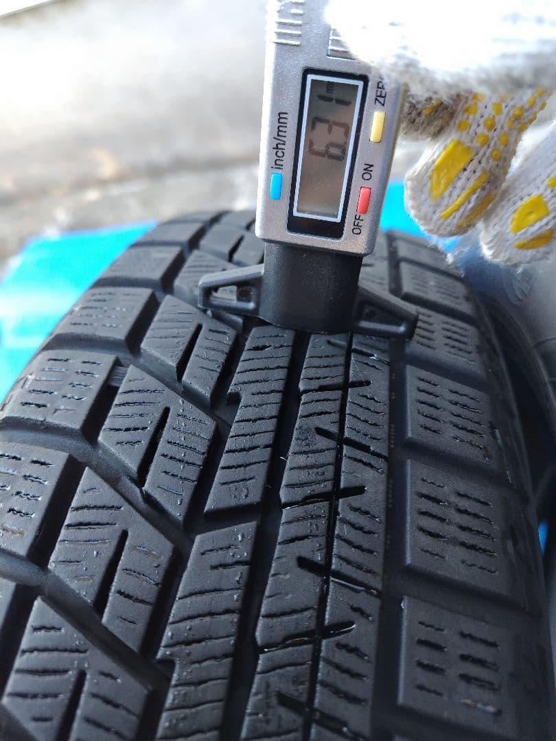 155/70R13【2/2】スタッドレスタイヤ、スチールホイール付、2本分割