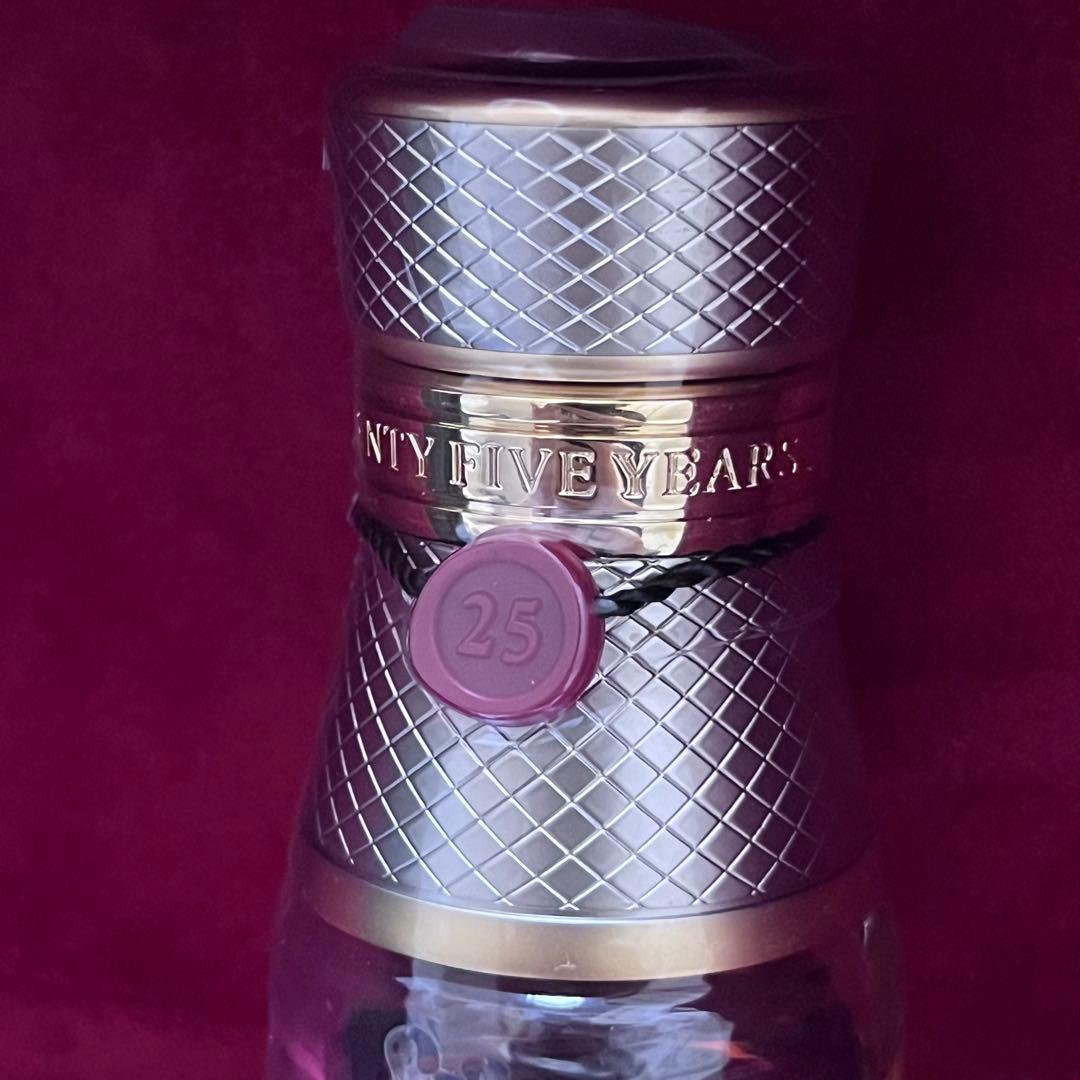 ウイスキー Chivas Regal 25