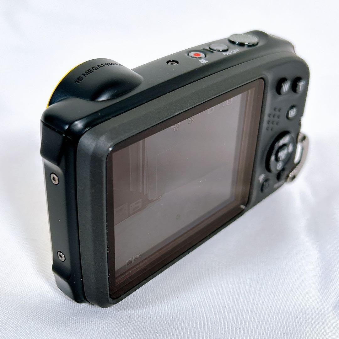 【美品】 FUJIfILm コンパクトデジタルカメラ 防水カメラ XP140