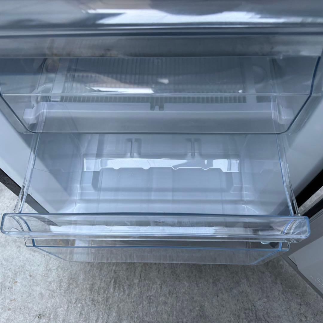 105⭐️2023年製★ハイセンス　冷蔵庫　大型175L　黒　ブラック　一人暮らし