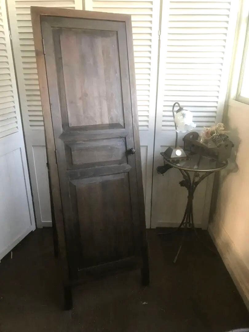 扉付きスタンドミラー　姿見　全身鏡　鏡