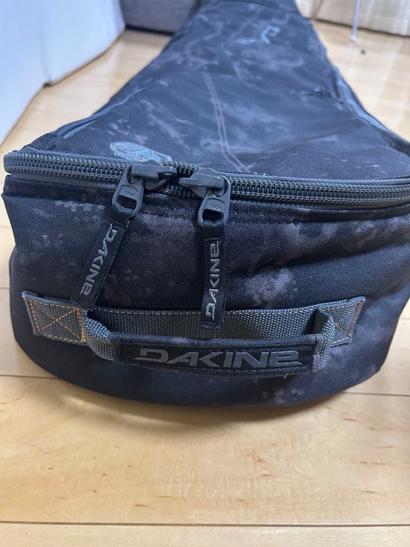DAKINE カモフラ　迷彩　スノーボード　160cm キャリー付き　極美品