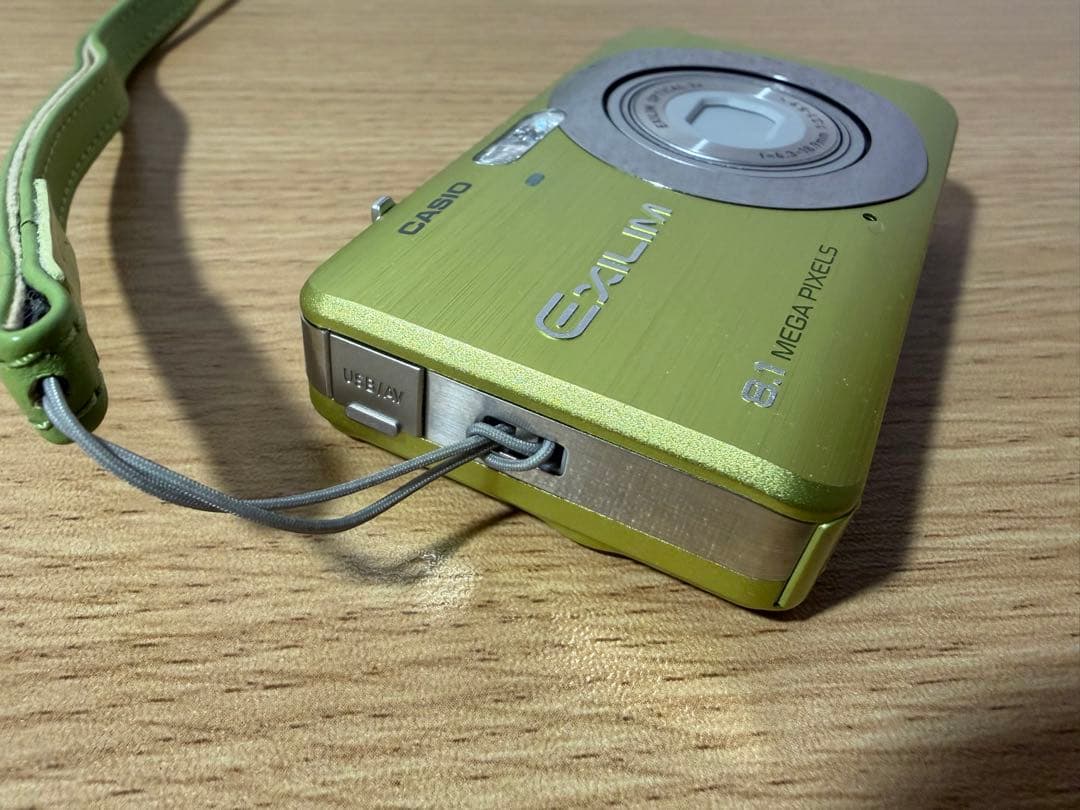 デジタルカメラ CASIO EXILIM EX-Z80 8.1 MEGA PIXELS