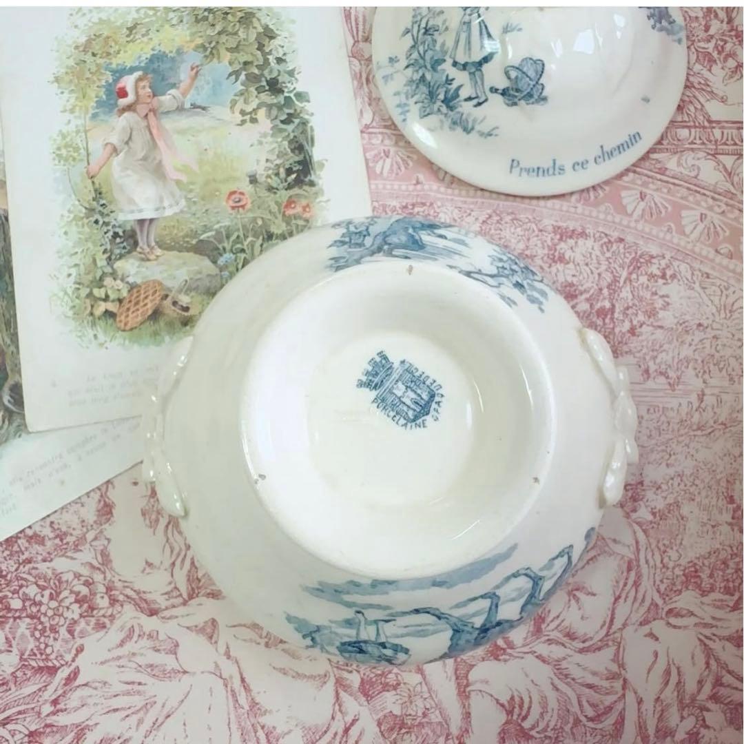 セール　フランスアンティーク　おままごと食器　赤ずきん　青　スーピエール