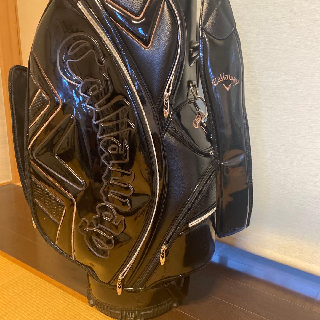 Callaway ブラック キャディバッグ ヘッドカバー付き