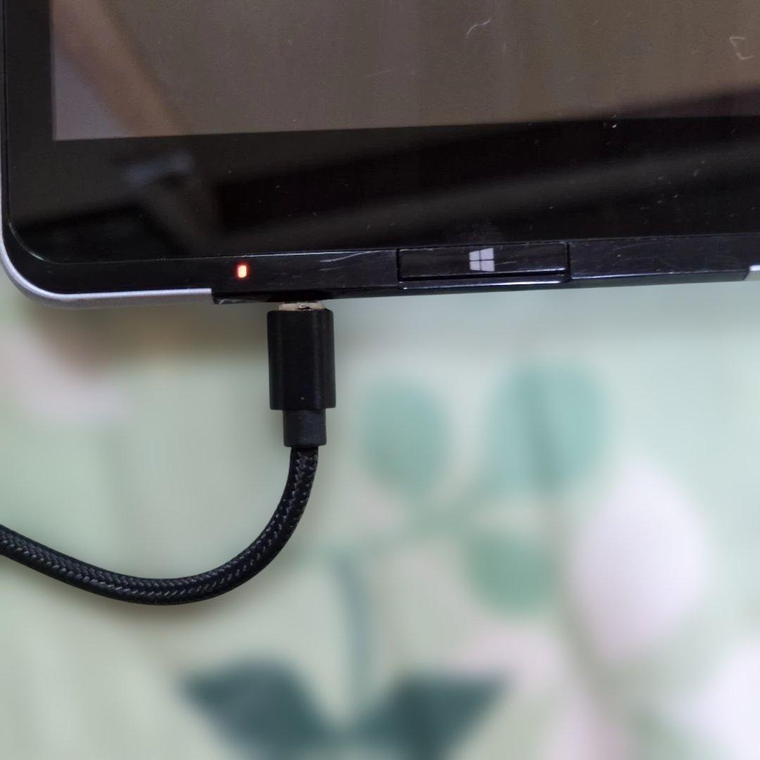 LAVIE Tab 本体　PC-TW708CAS