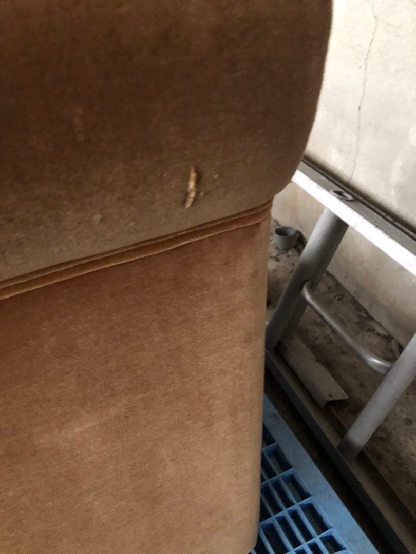 左肘付きソファ