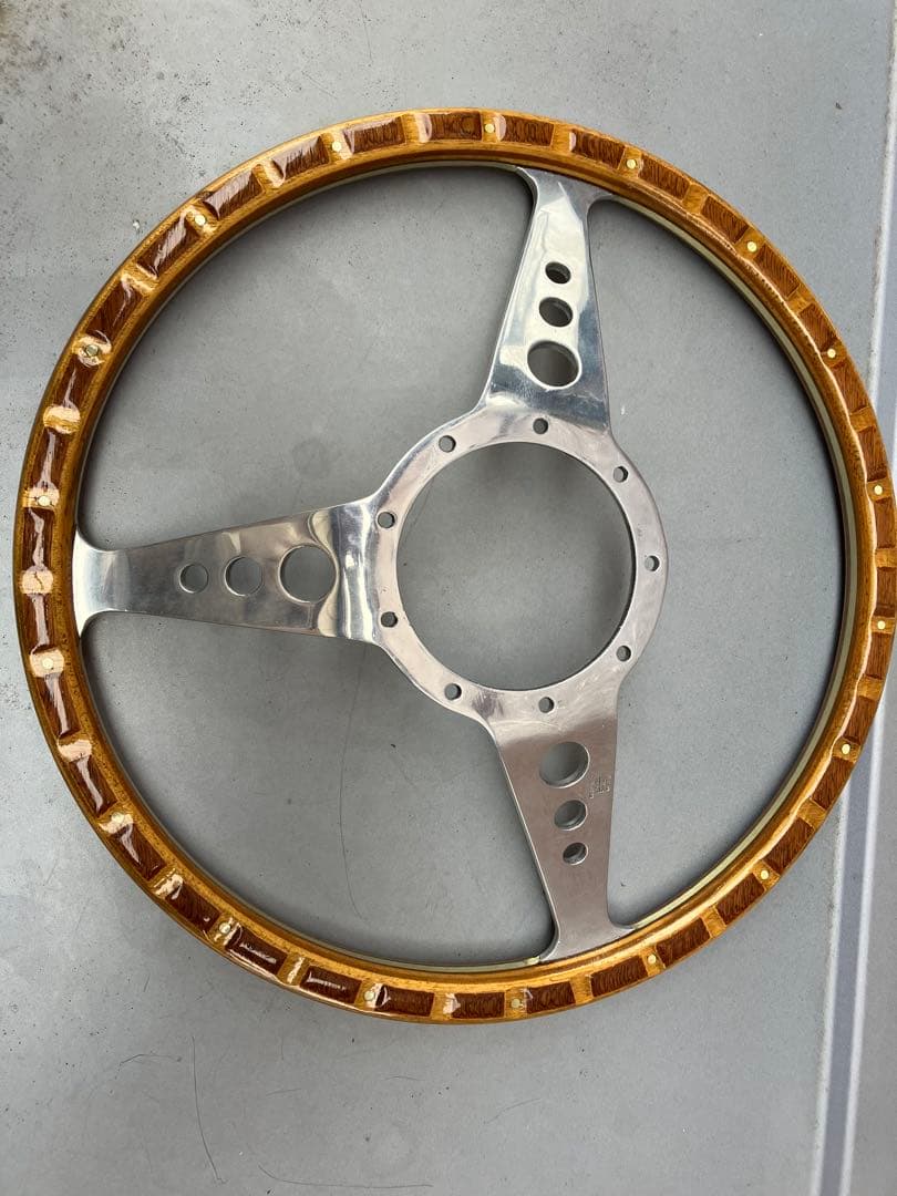 モトリタ　ウッドステアリングホイール　最終値下げ