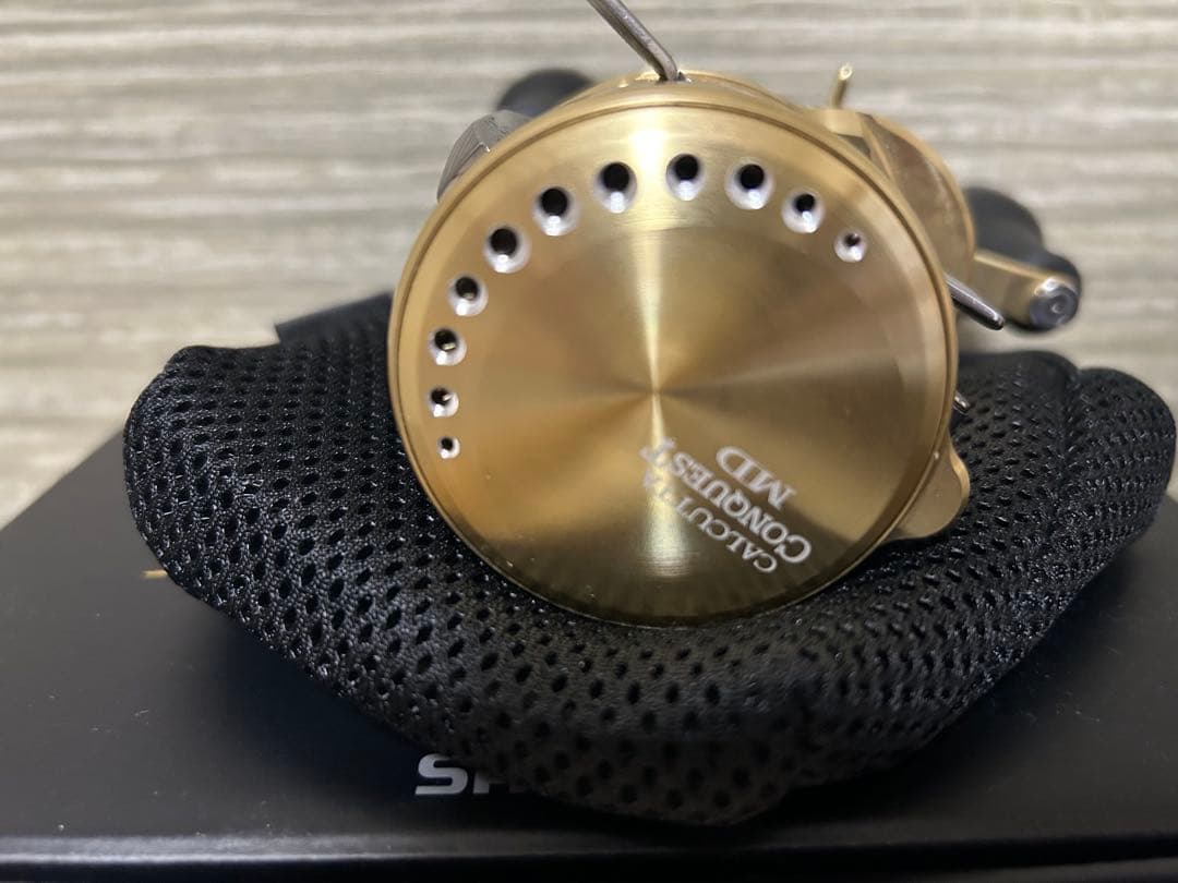 リール SHIMANO CALCUTTA CONQUEST MD 400XG LH