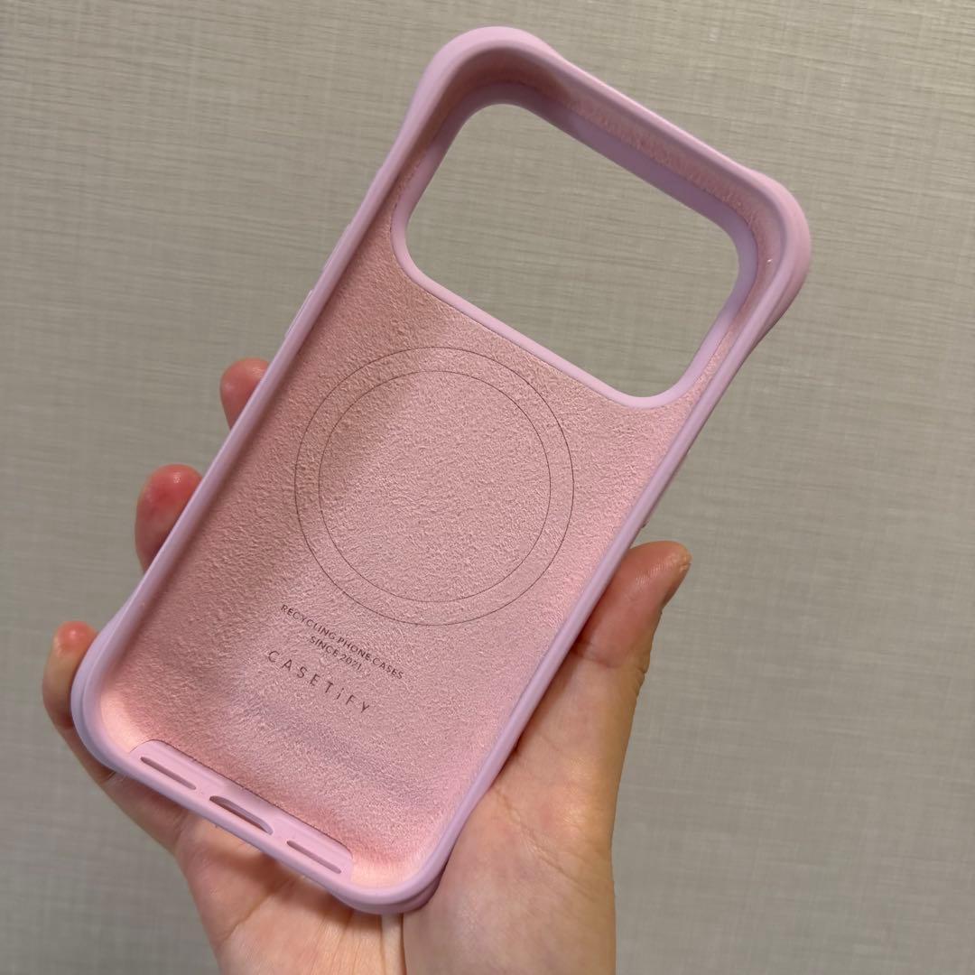 CASSETiFY 村上隆　iPhone17proピンク