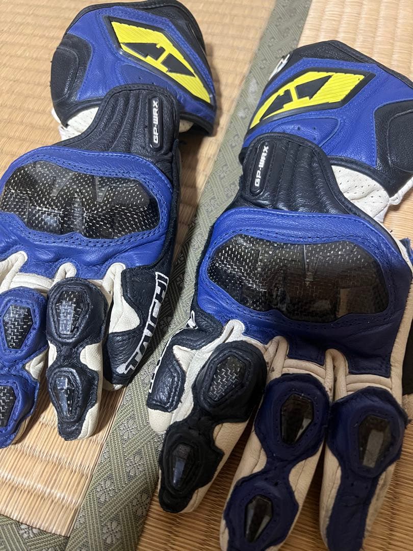 RS タイチ レーシングスーツ サイズLLS 革ツナギ　レーシンググローブ　青白