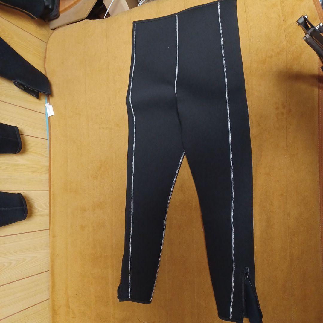 タッパー上下 Mサイズ