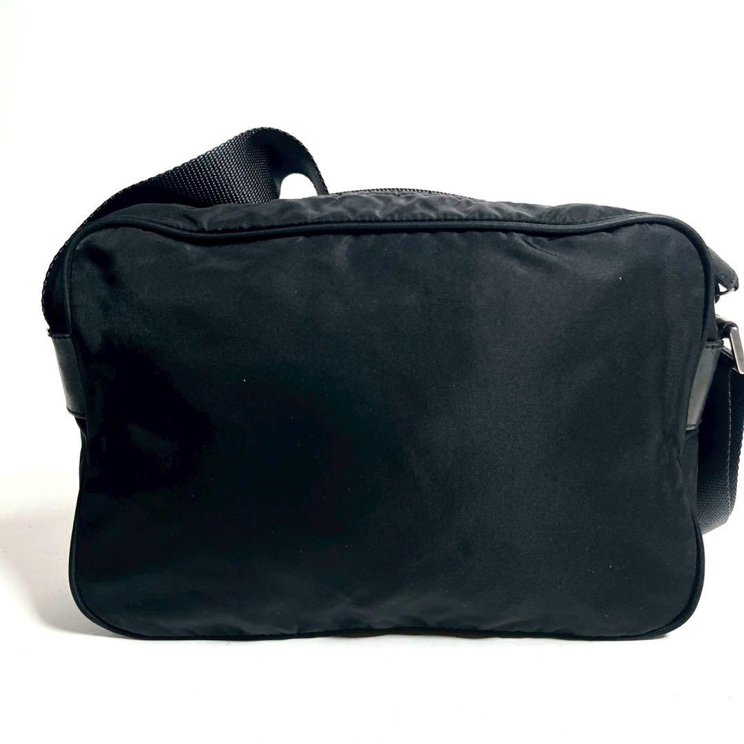【極上美品✨】プラダ ミニ カメラバッグ ショルダーバッグ 三角ロゴ ナイロン