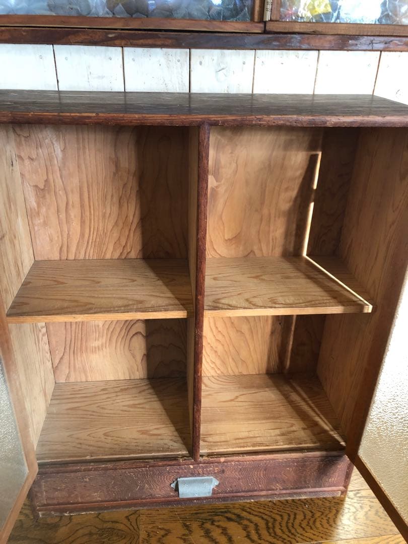 ■レトロ■古い木小ぶりな鬼ダイヤガラス戸の本棚　収納