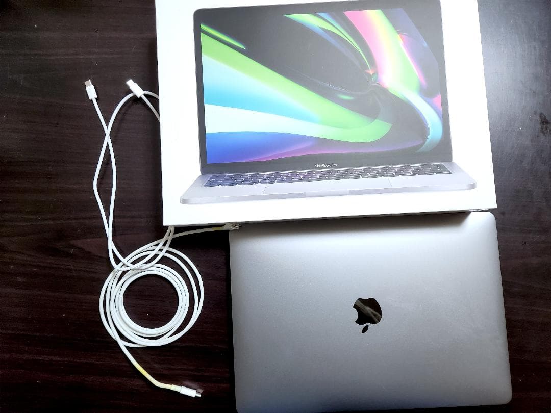 MacBook Pro 2020 M1 8GB MYD92J/A 箱付き