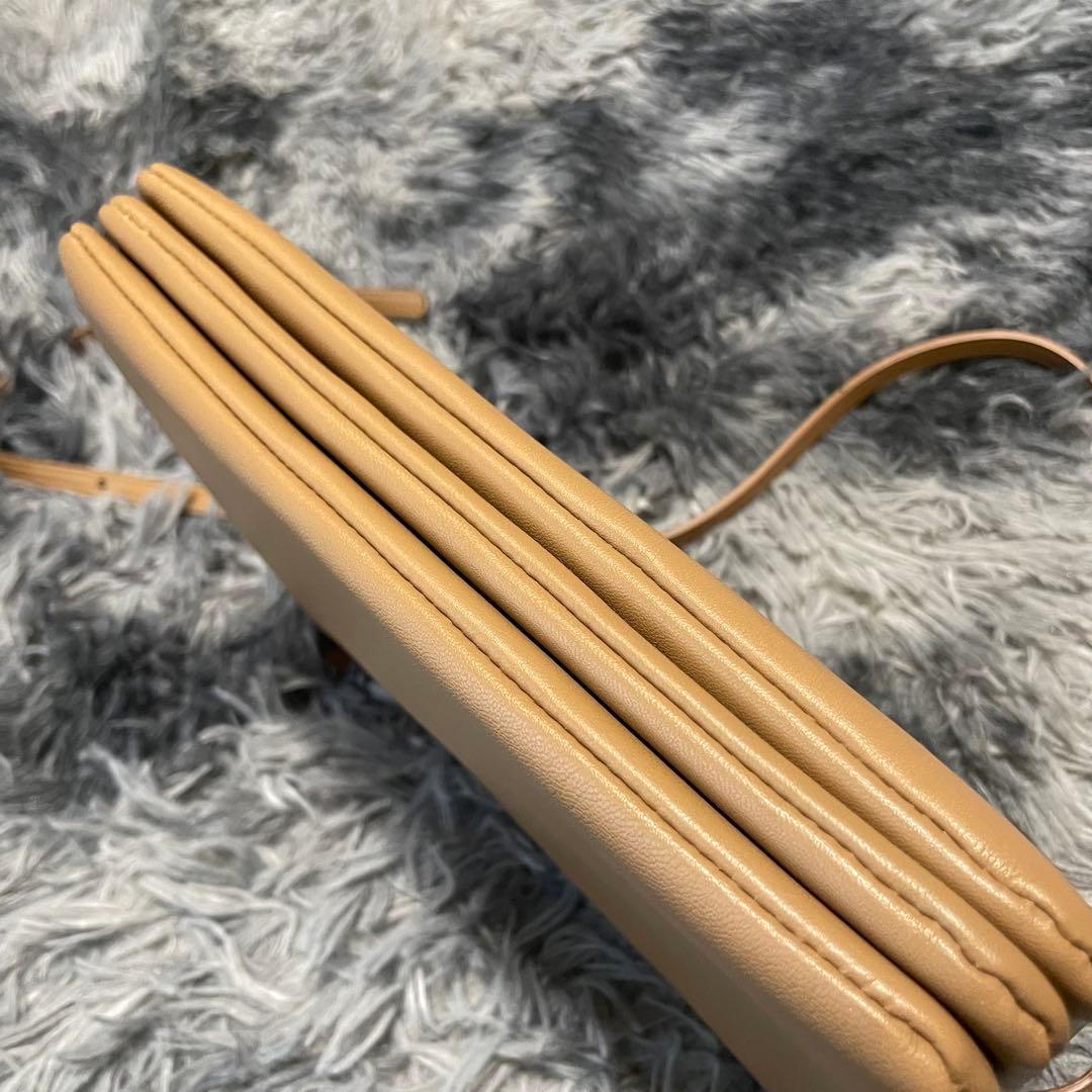 1度使用美品 CELINE セリーヌ ラムスキン キャメル トリコ バッグ