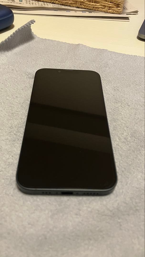 Apple iPhone 16e 128GB ブラック