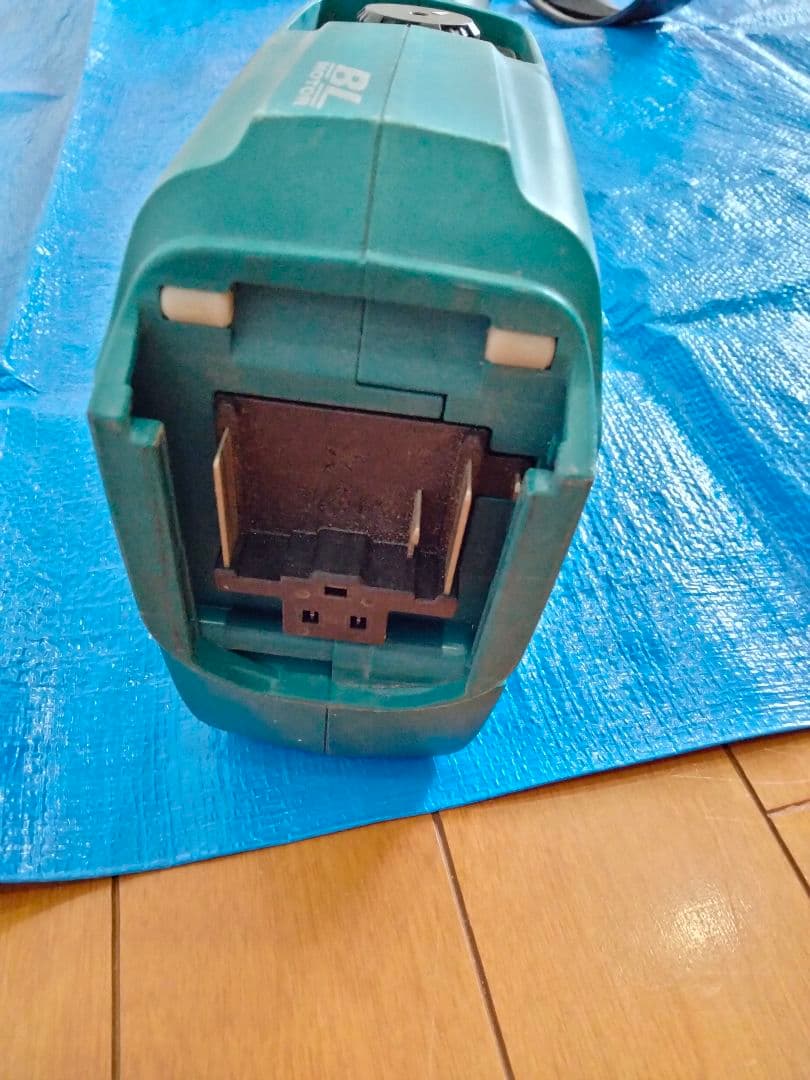 マキタ makita 充電式草刈機 MUR182UD 草刈り機