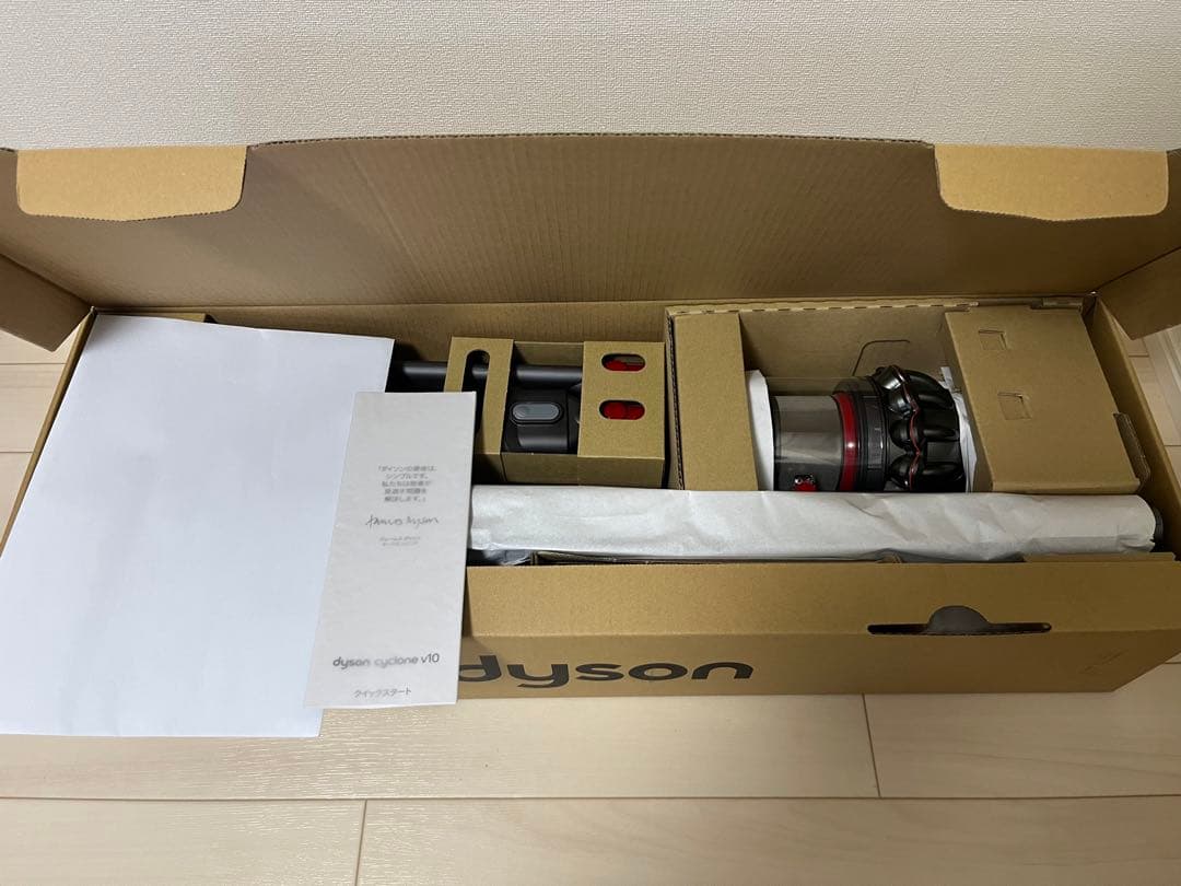 ダイソン Cyclone V10 Fluffy コードレス掃除機