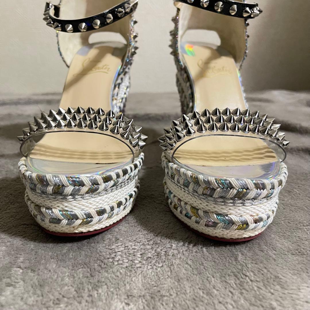 ルブタン　　スタッズ　ストラップ　サンダル　ウェッジソール