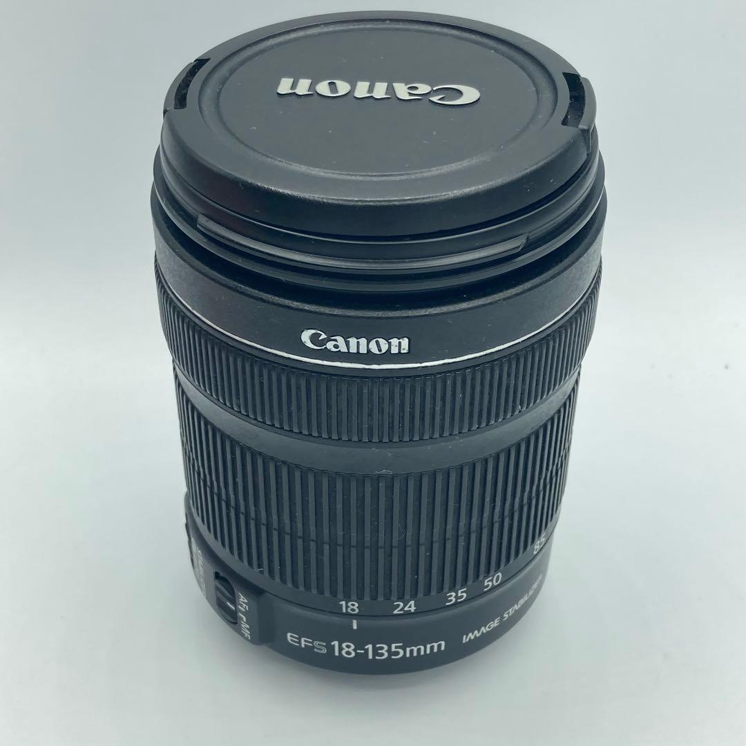 Canon キャノン　EF-S 18-135mm F3.5-5.6 IS STM