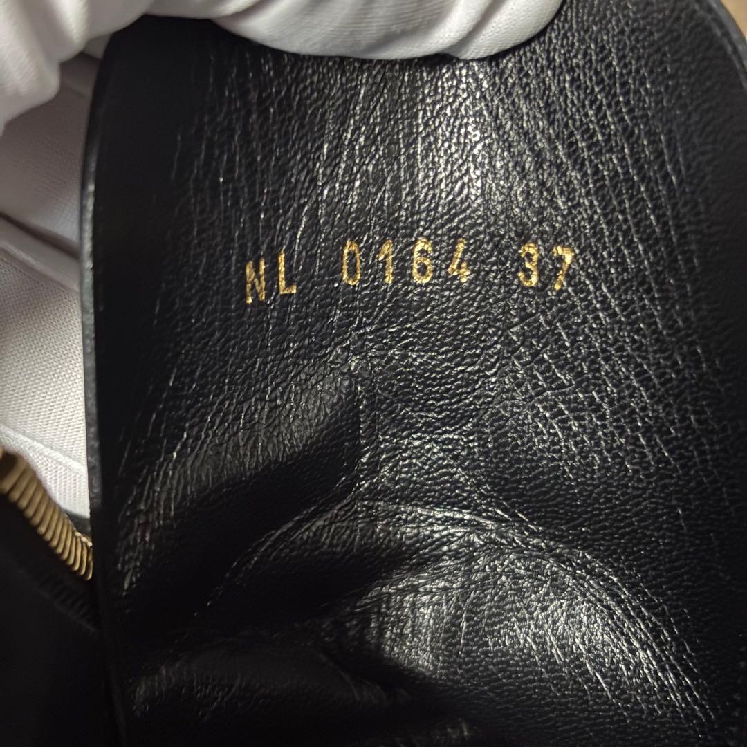 ルイヴィトン レザー ショートブーツ 黒 37 LV ベルト コードバン 革靴