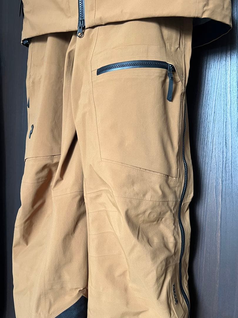 ピークパフォーマンスアルパインスノーボードスキーノースフェイスヘリウムウエア