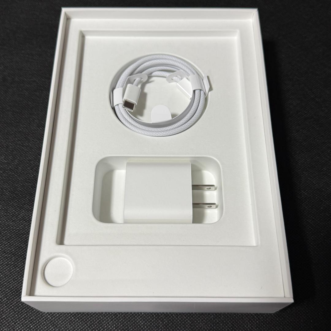 Apple iPad mini 第7世代 256GB 充放電回数16回