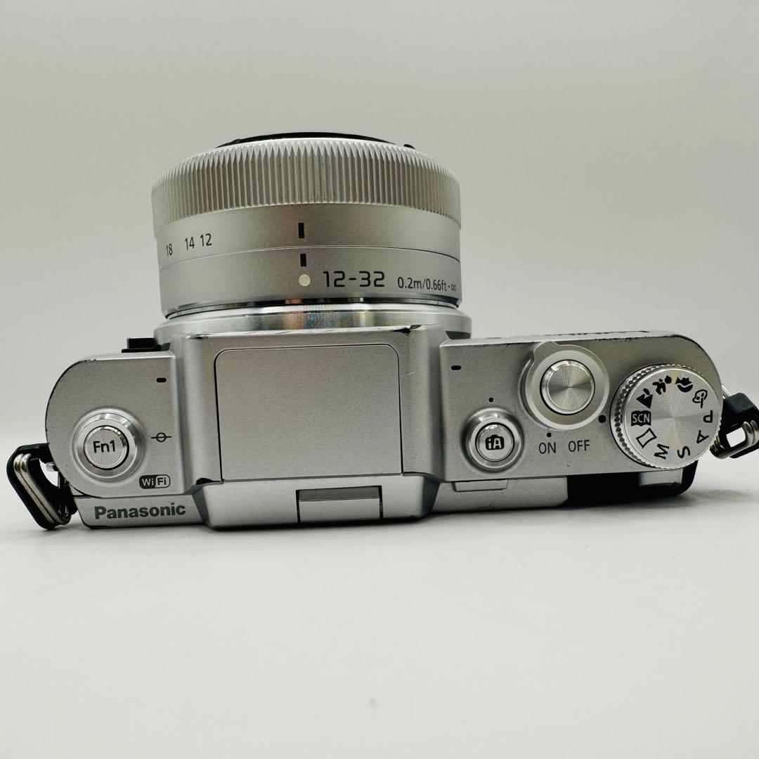 【美品】Panasonic LUMIX DMC-GF7W ミラーレス シルバー