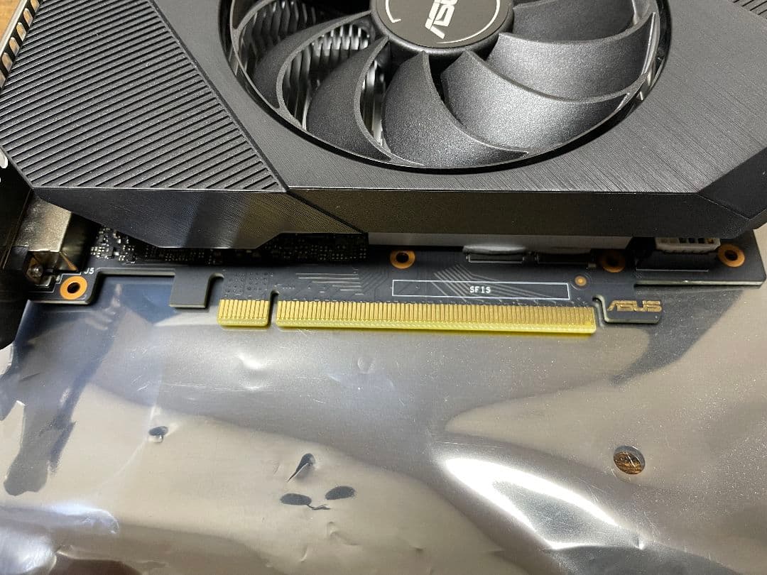 グラフィックボード・グラボ・ビデオカード ASUS NVIDIA GTX1650 PH-GTX1650-O4GD6