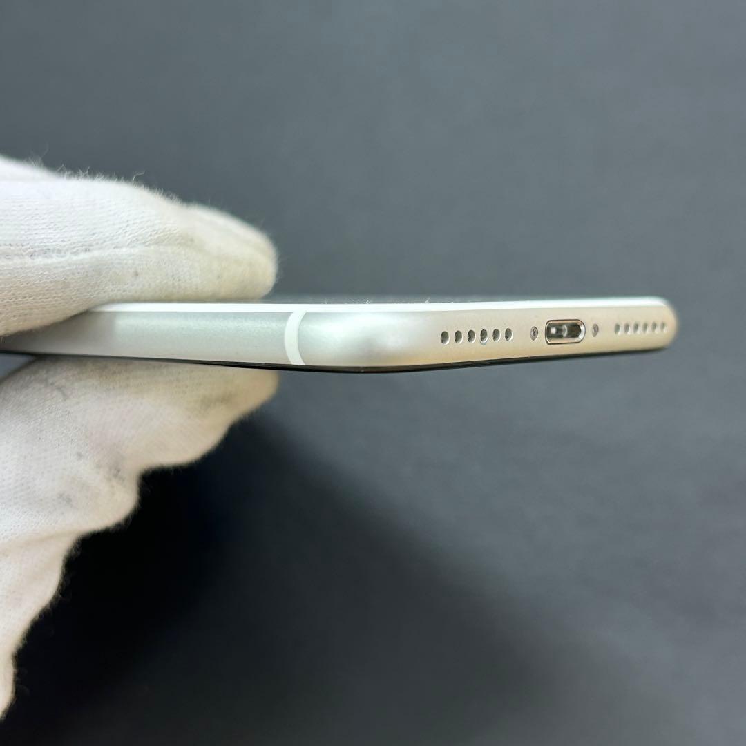 ニ*コ様 稼動 美品 iPhone SE 128GB アイフォン Apple ア