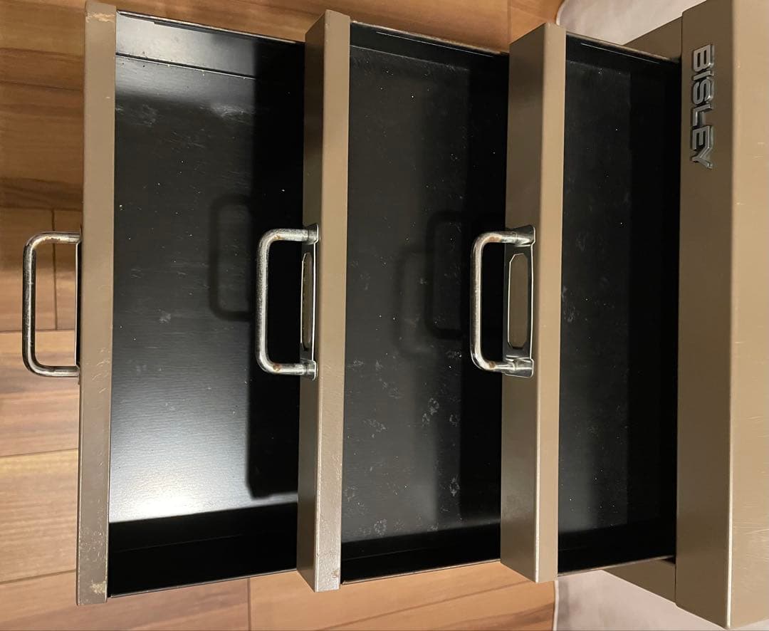 BISLEYビスレー キャビネット