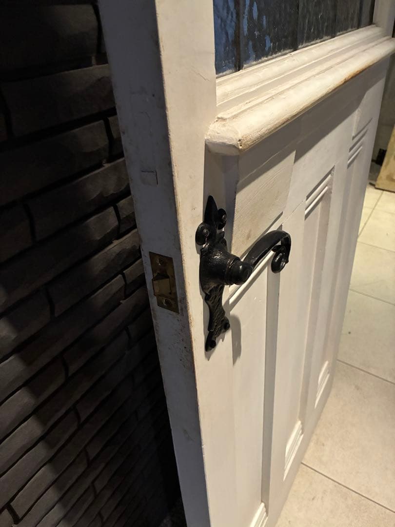 イギリスアンティークドア　チューリップ