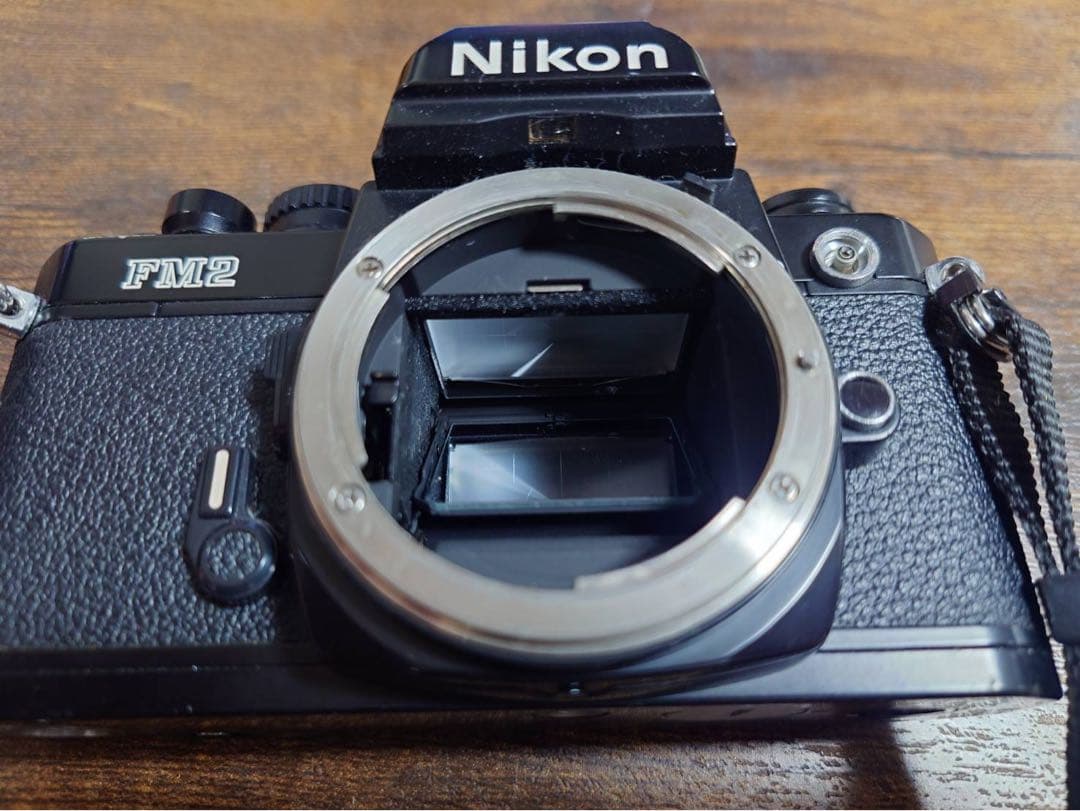 Nikon New FM2 一眼レフカメラ Nikkor 135mmレンズ付