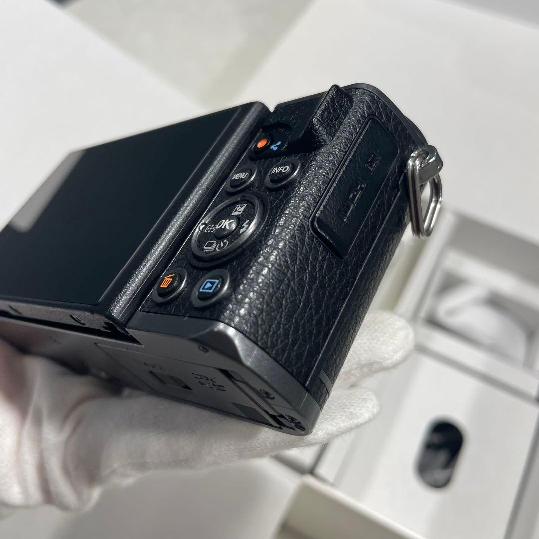 新品未使用品　ブラック　OLYMPUS PEN E-PL10