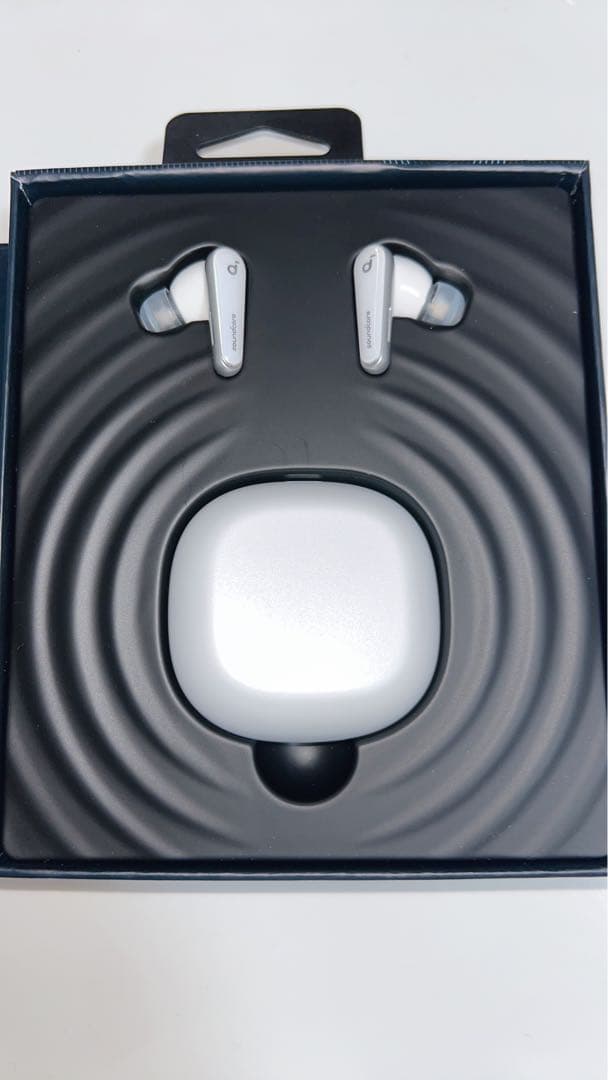 Anker Liberty 4 完全ワイヤレスイヤホン 白 ★美品★