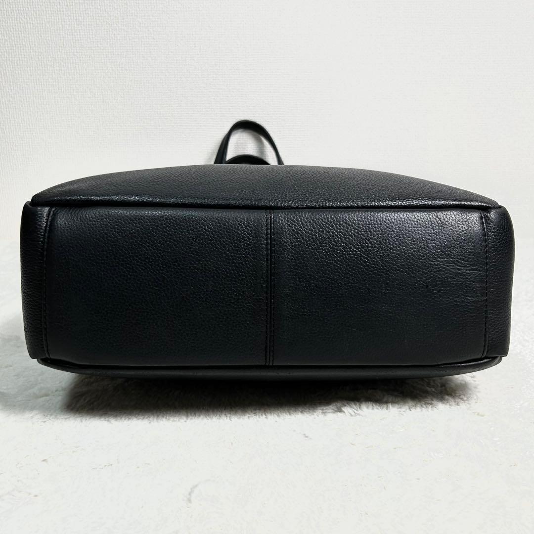 美品✨　SHIPS 牛革　シボ革　トートバッグ A4収納可 黒
