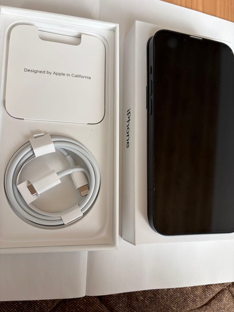 Apple iPhone 13 128GB バッテリー80%