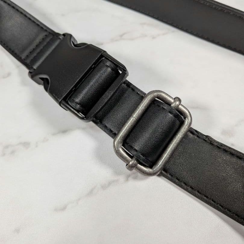 DIESEL ディーゼル エンボスDロゴ ウエストバッグ ボディバッグ 黒