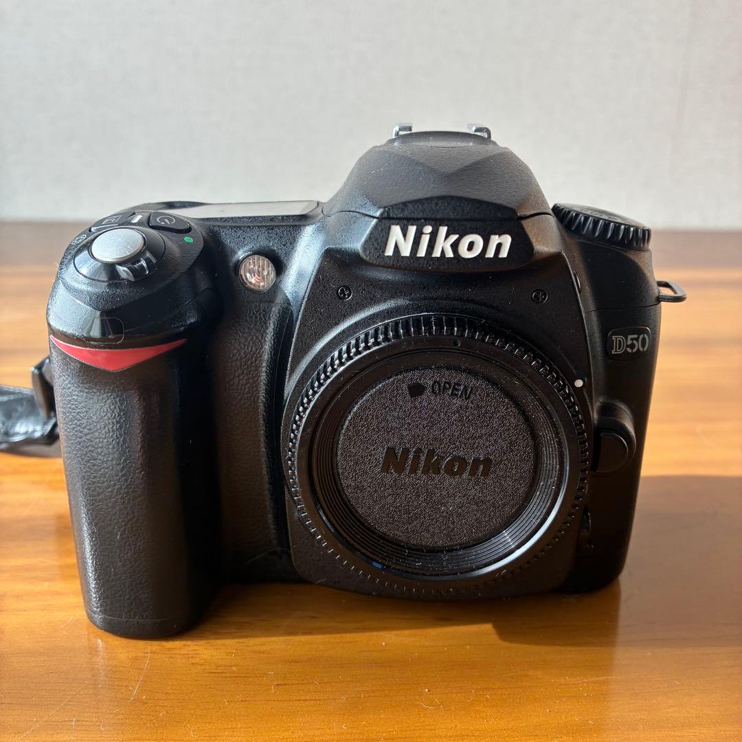 タイムセール》24時迄》デジイチ入門に最適！》Nikon D50 全10点セット