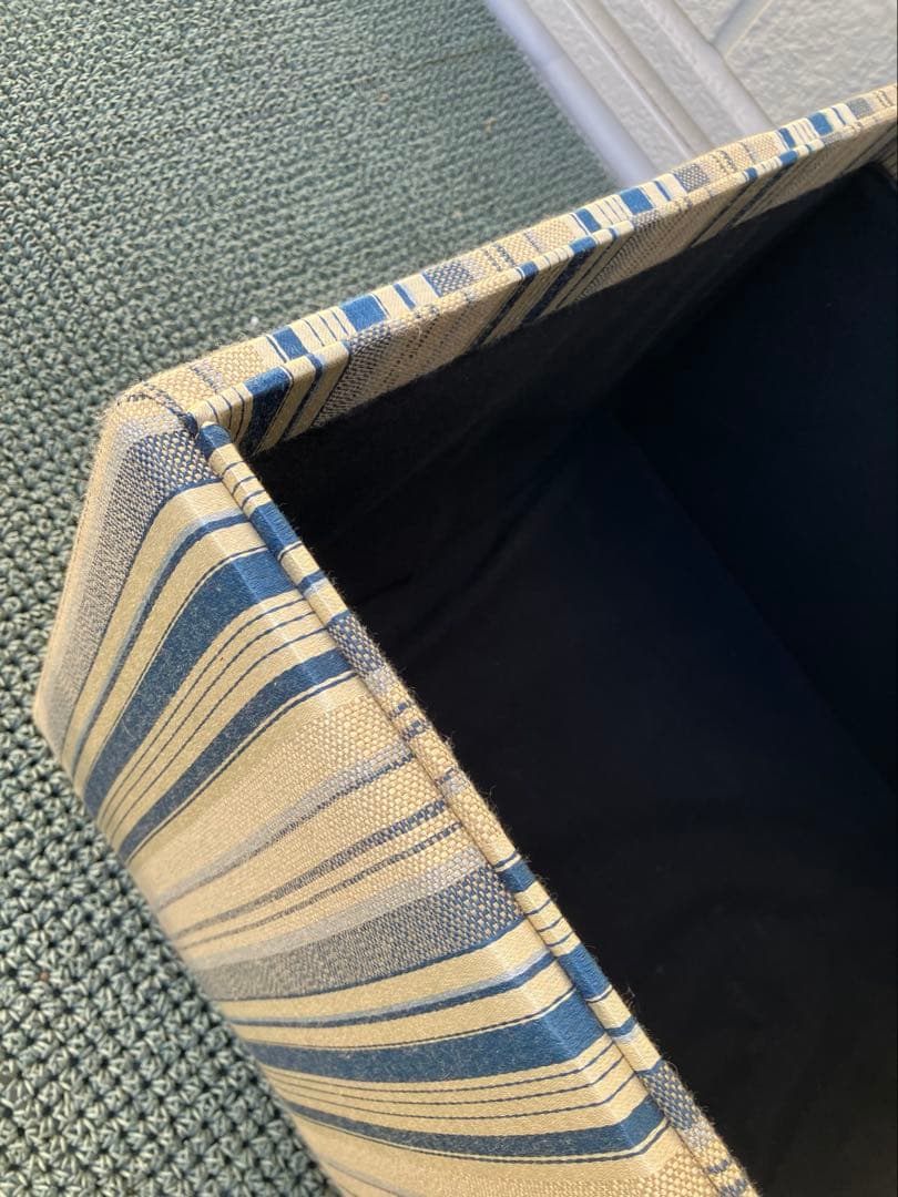 ジェニファーテイラー 収納付スツール＋フリンジクッション