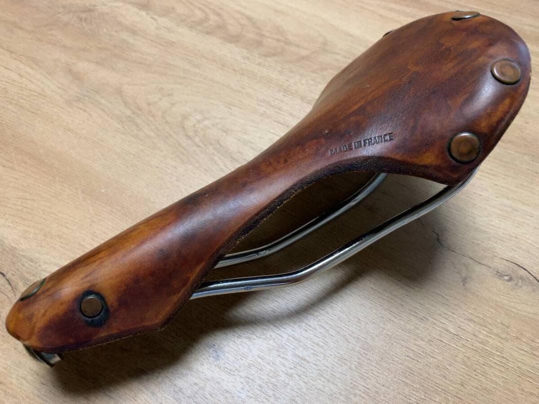 IDEALE イデアル スワロー 革サドル