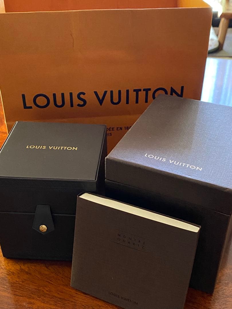 LOUIS VUITTON タンブール ラブリーダイヤモンドレディース 腕時計