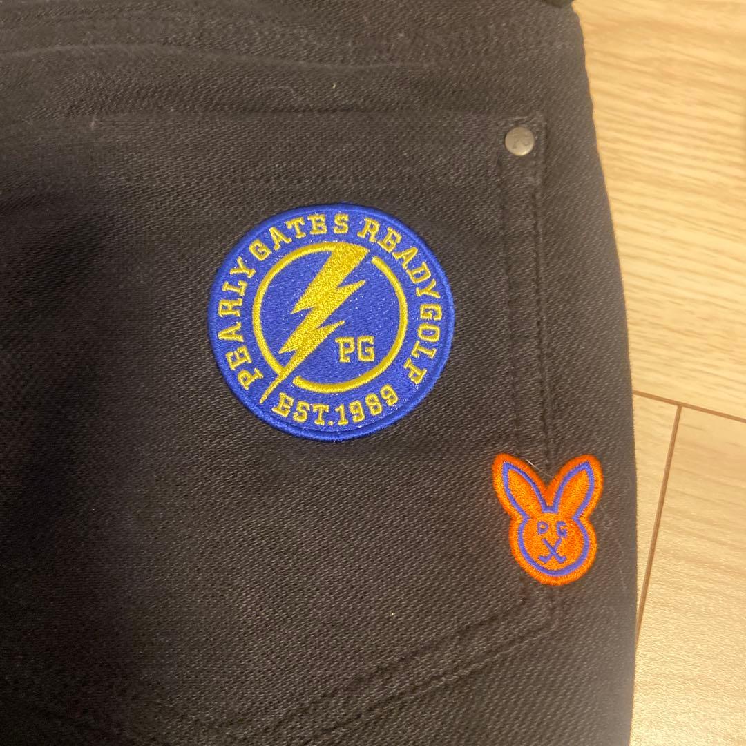 【ほぼ新品】PG 刺繍パッチ付き黒スキニーパンツ