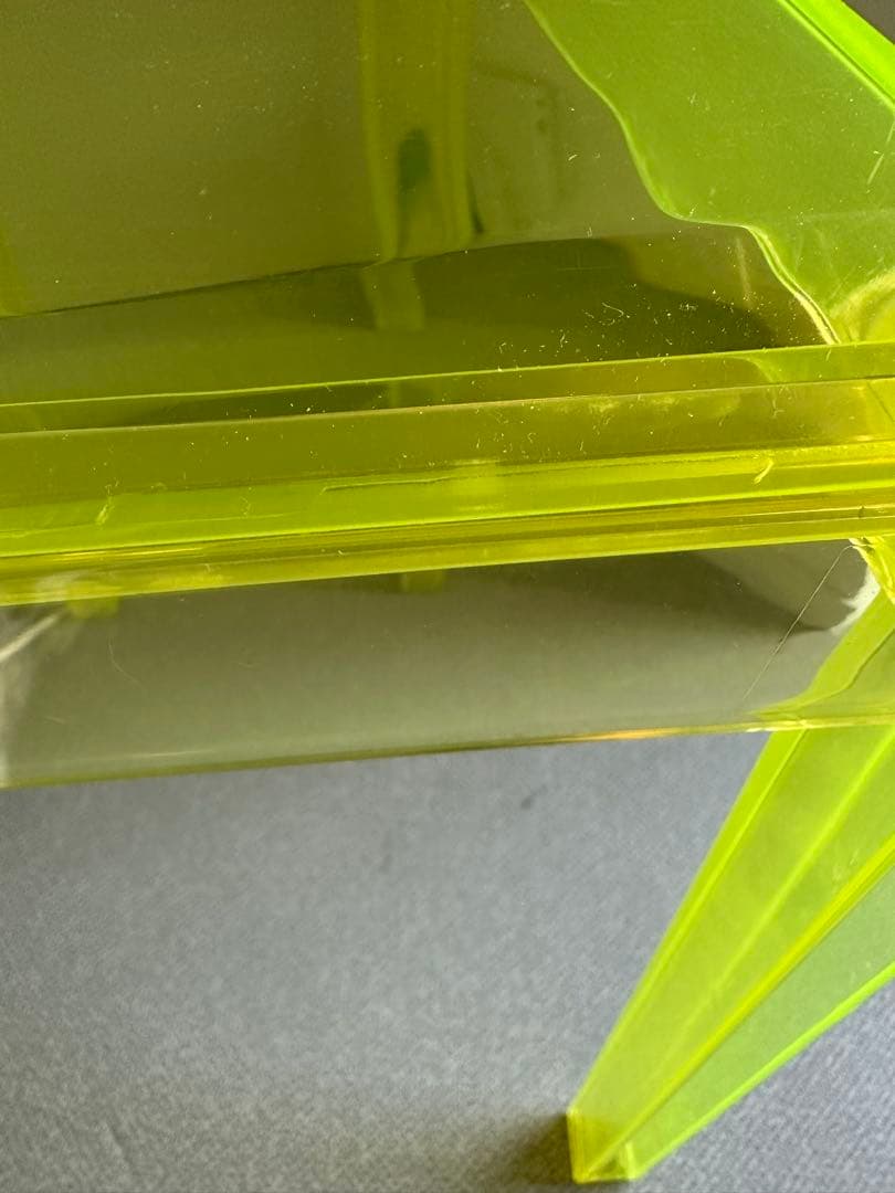 LA MARIÉ 蛍光イエローチェア KARTELL