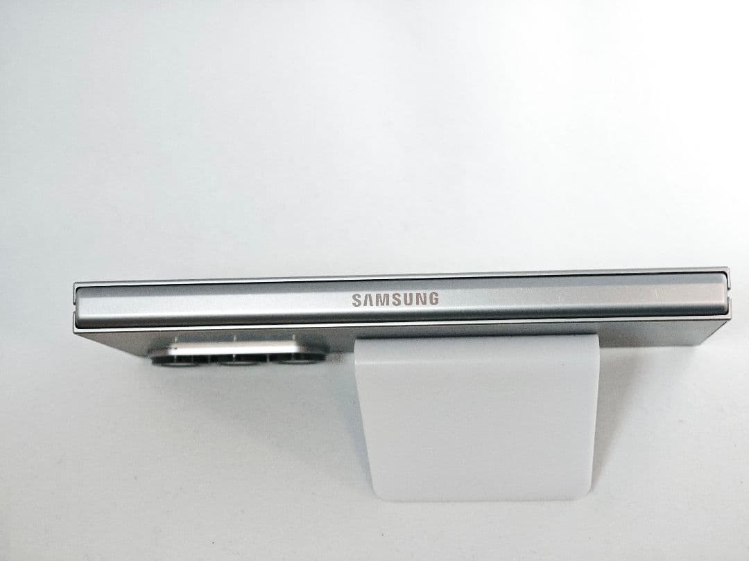 【Aランク】Galaxy Z Fold6 シルバーシャドウ 256GB 韓国版