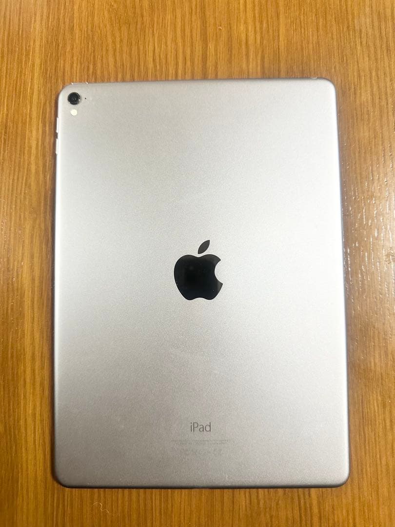 (バッテリー新品) iPad Pro 9.7インチ　WiFi 128GB