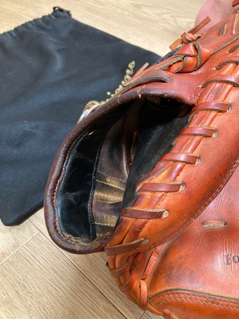 1584様用　硬式　キャッチャーミット　クレストハイドヨーロピアンキップレザー