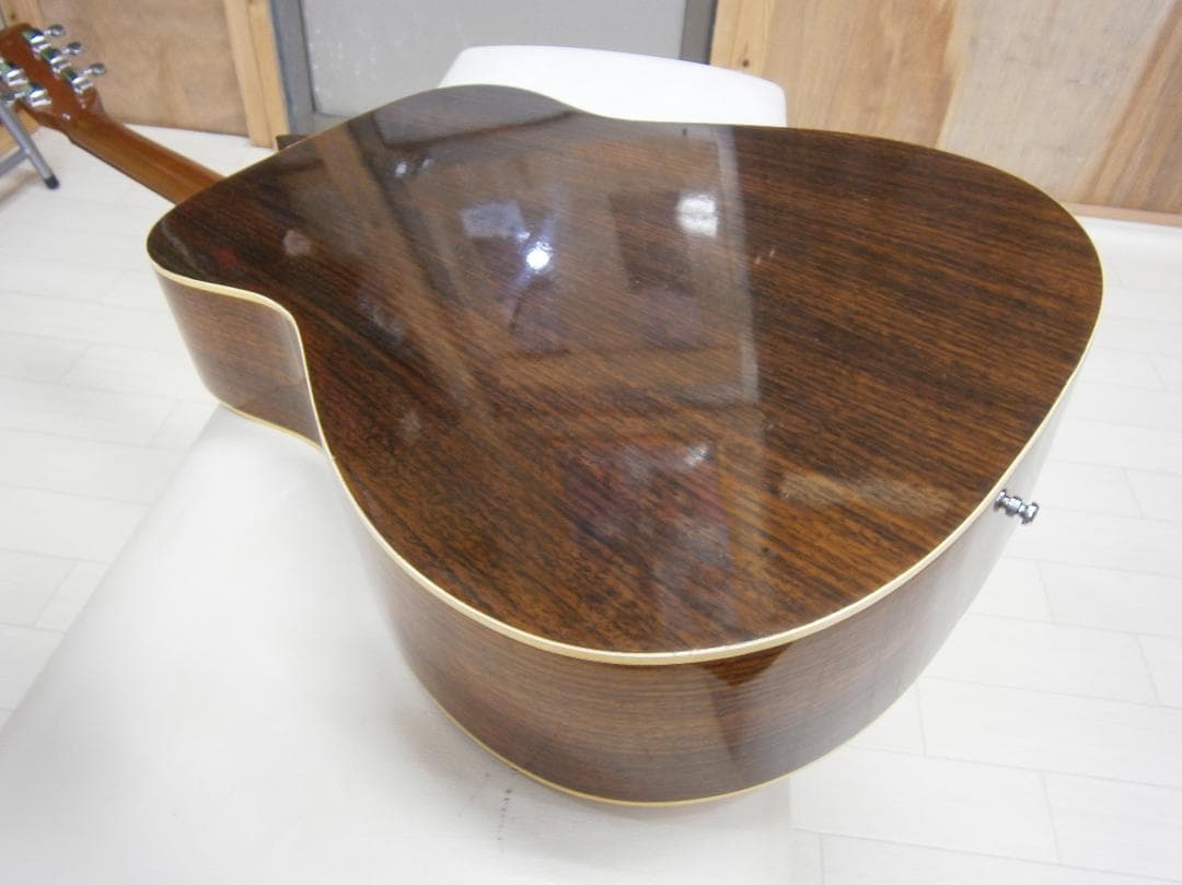 期間限定特価・ヤマキ・YAMAKI＜F-115＞日本製・0フレット・筆記体ロゴ